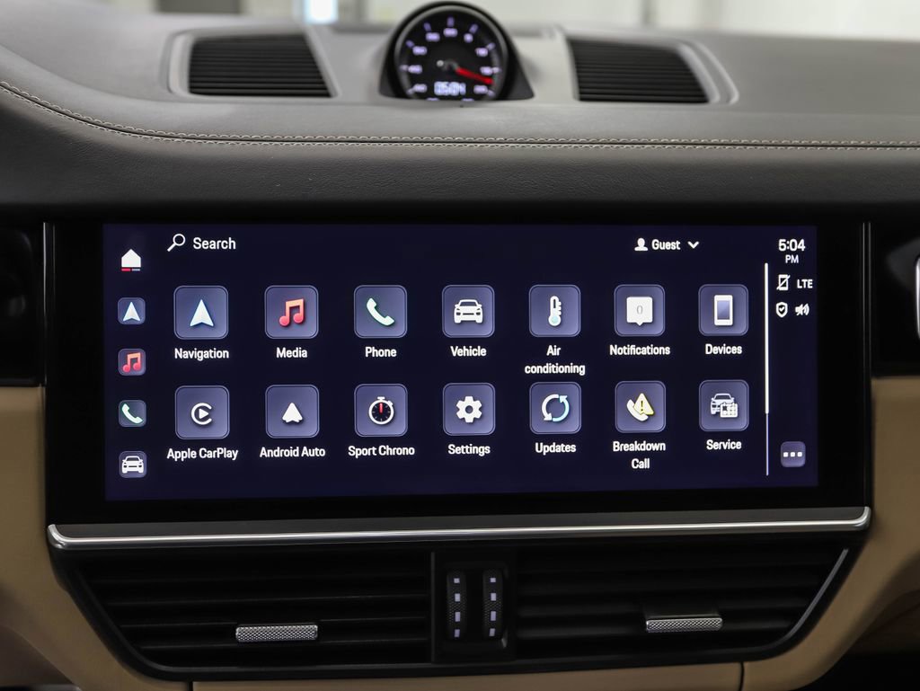 Used 2022 Porsche Cayenne GTS image 15