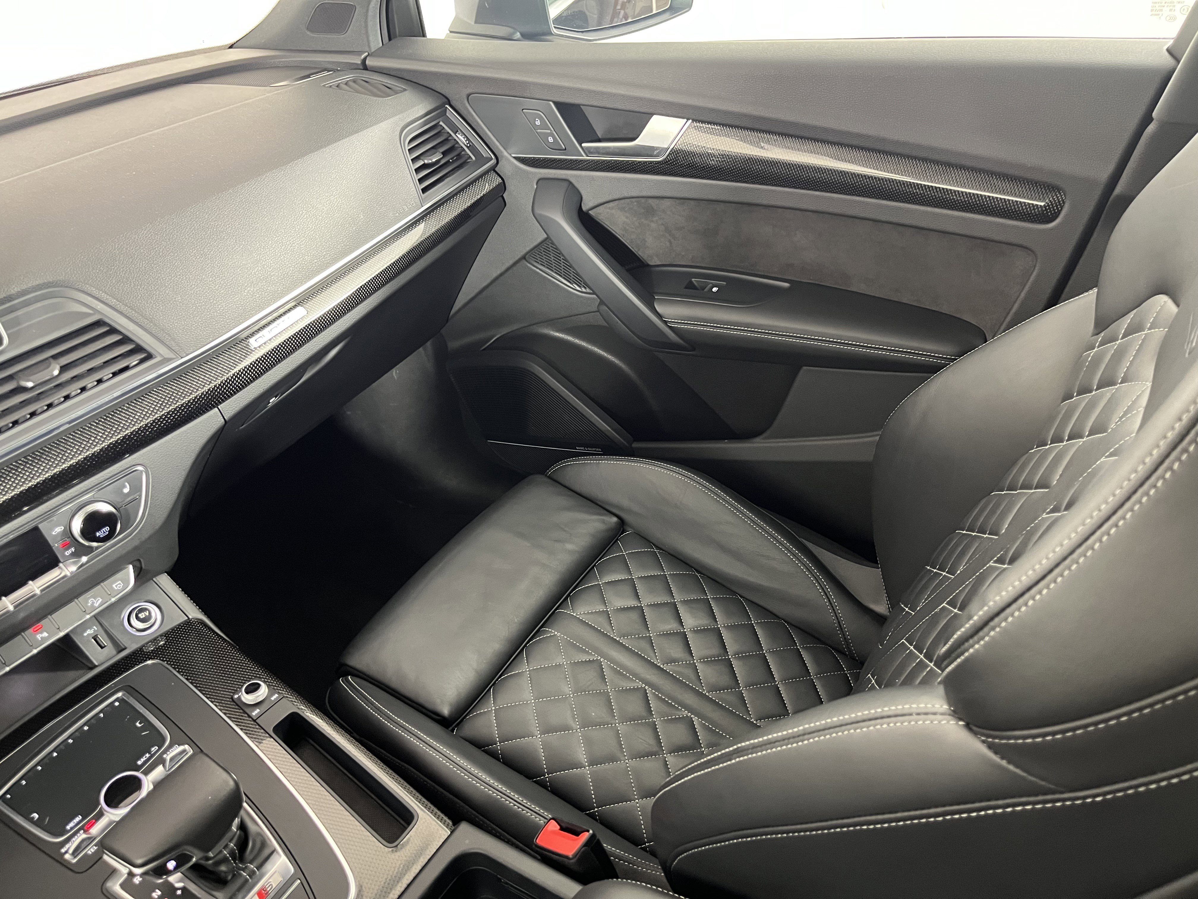 Used 2018 Audi SQ5 Premium Plus w/ Navigation Package image 12