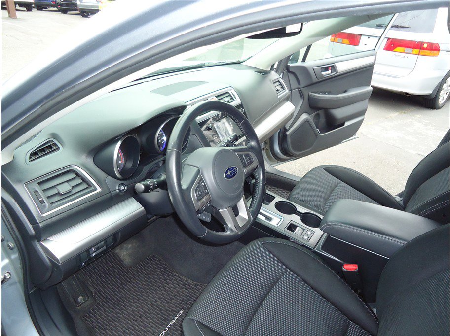 Used 2015 Subaru Outback 2.5i Premium AWD/4WD image 19