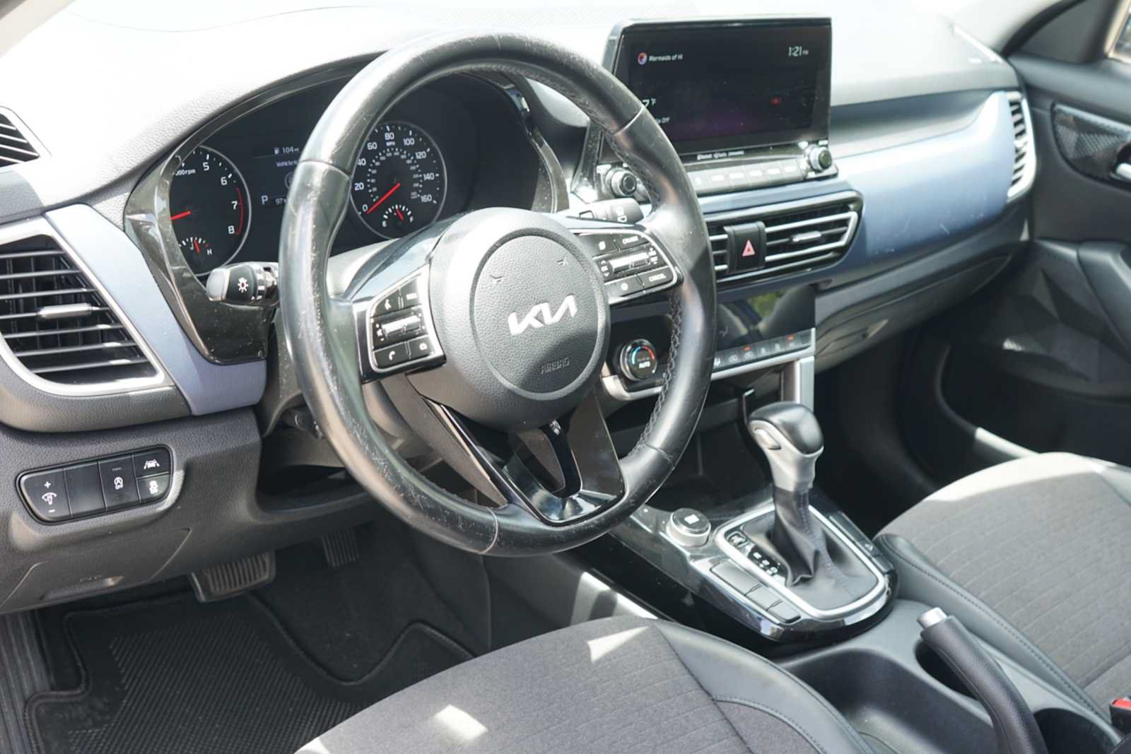 Used 2022 Kia Seltos S FWD image 8