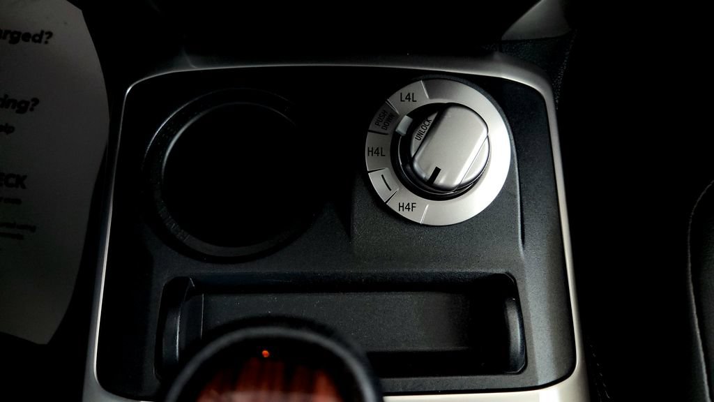 Certified 2024 Toyota 4Runner Limited AWD/4WD image 34