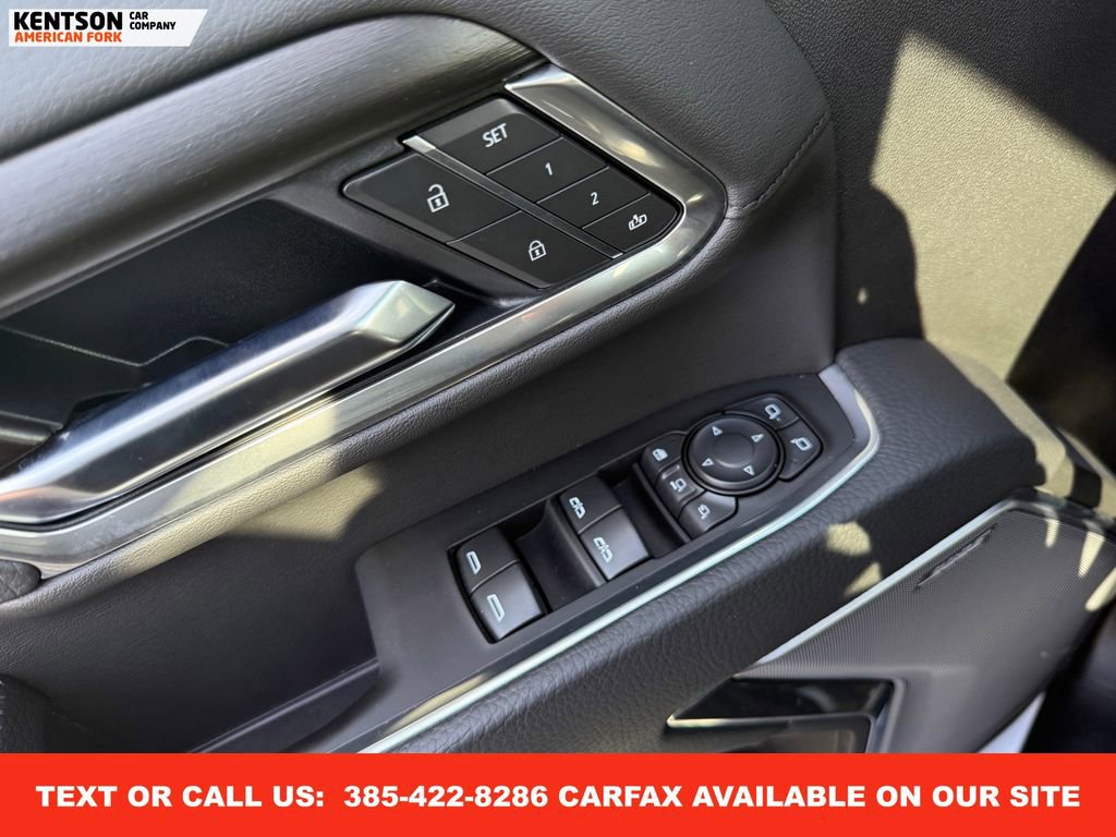 Used 2025 GMC Sierra 3500 Denali w/ Denali Reserve Package image 24