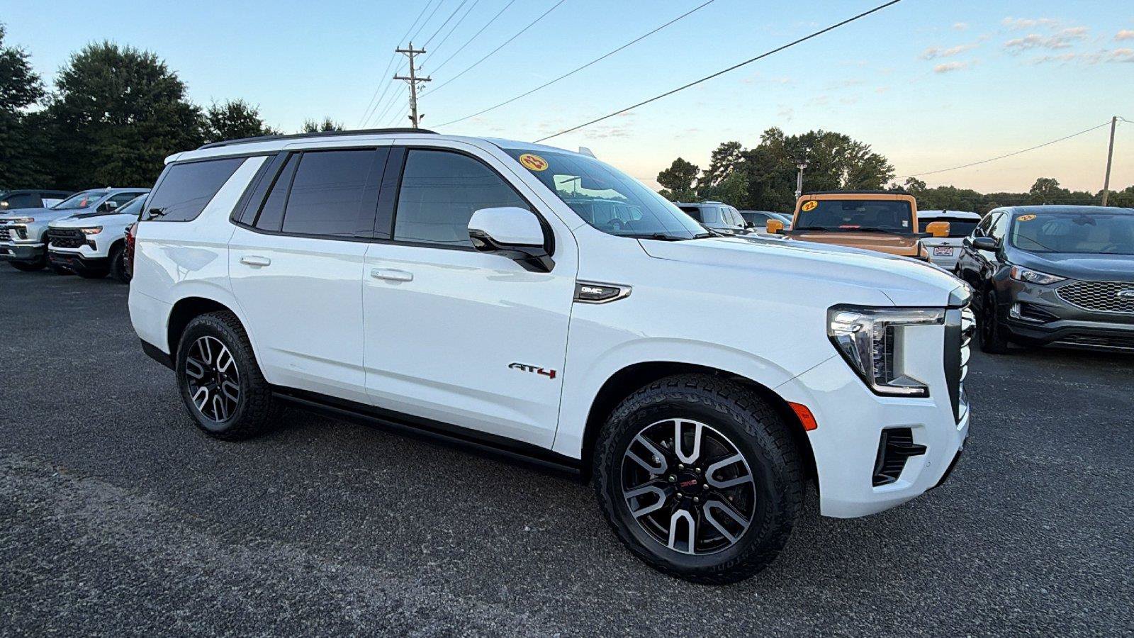 Used 2023 GMC Yukon AT4 w/ AT4 Premium Plus Package AWD/4WD image 7