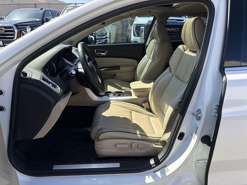 Used 2019 Acura TLX w/ Technology Package FWD image 18