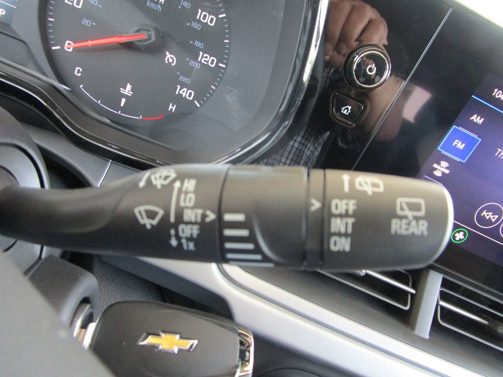 New 2026 Chevrolet Trax LS w/ LS Convenience Package FWD image 25