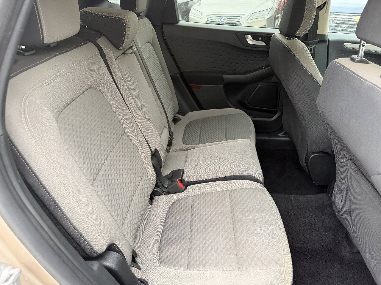 Used 2020 Ford Escape SE AWD/4WD image 30