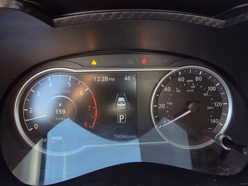 Used 2021 Nissan Versa SV image 14