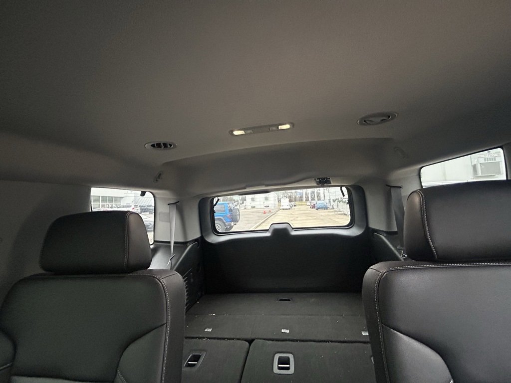 Used 2020 Chevrolet Tahoe LT image 33