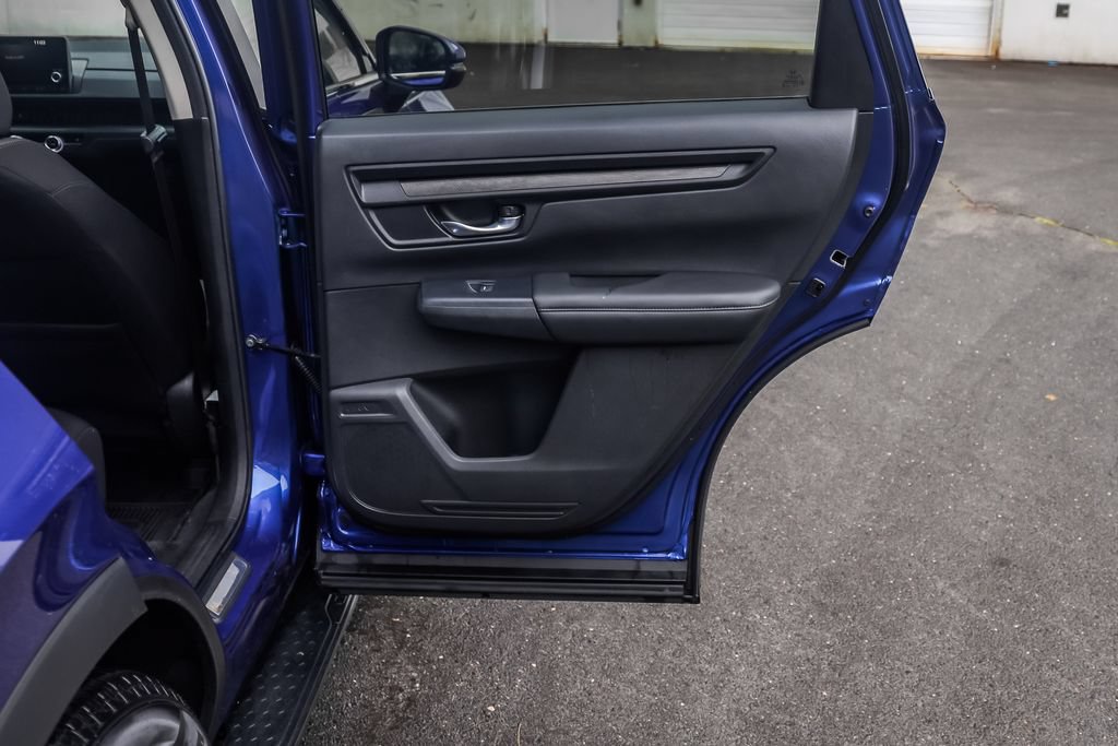 Used 2023 Honda CR-V EX image 17