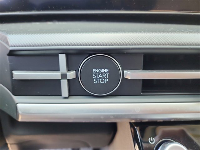 New 2025 Hyundai Santa Fe SEL image 30