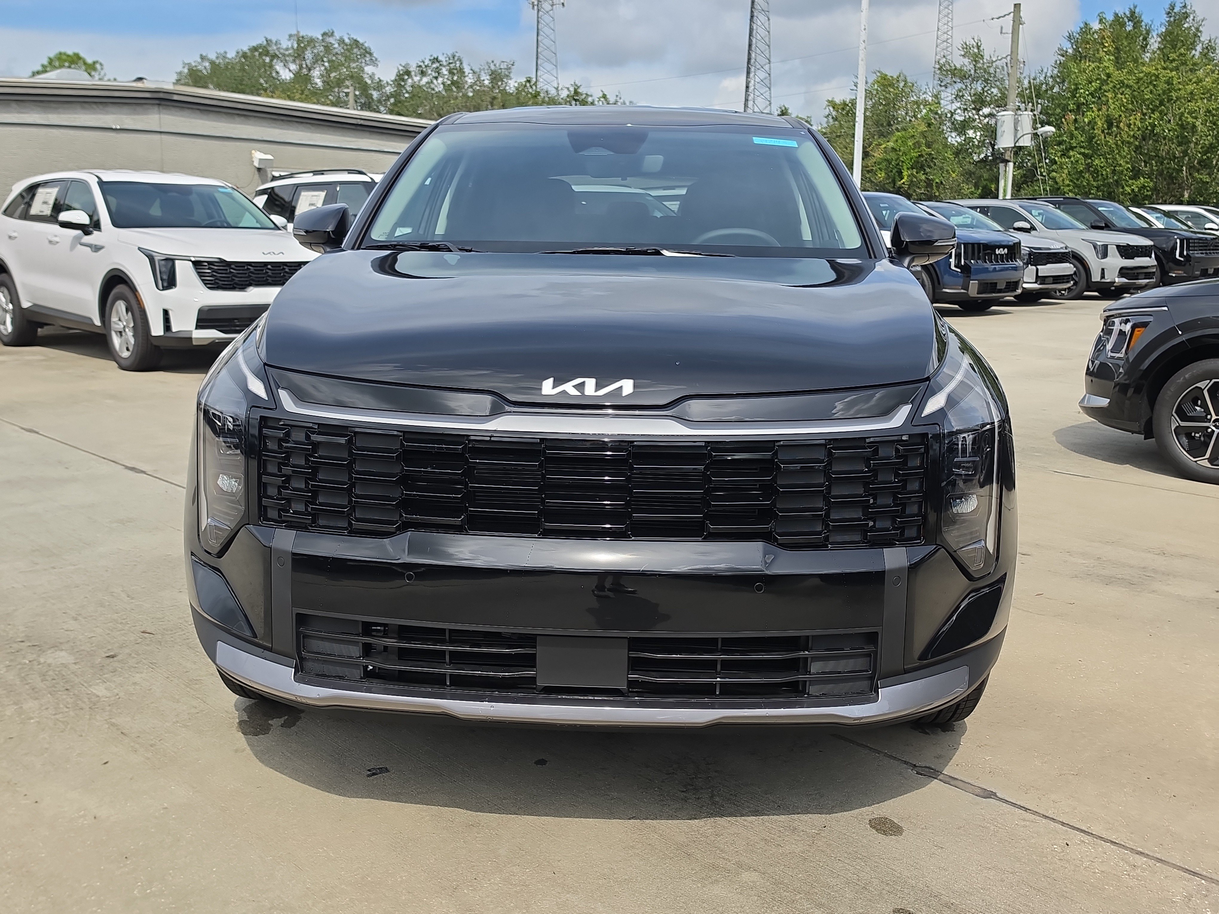 New 2027 Kia Sportage EX FWD image 3