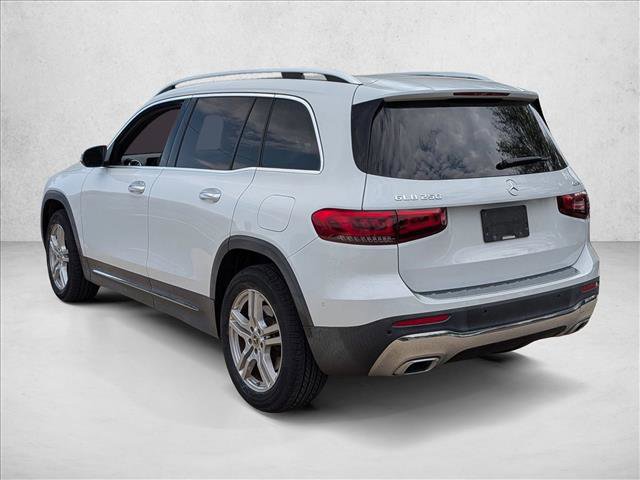 Used 2022 Mercedes-Benz GLB 250 4MATIC image 7