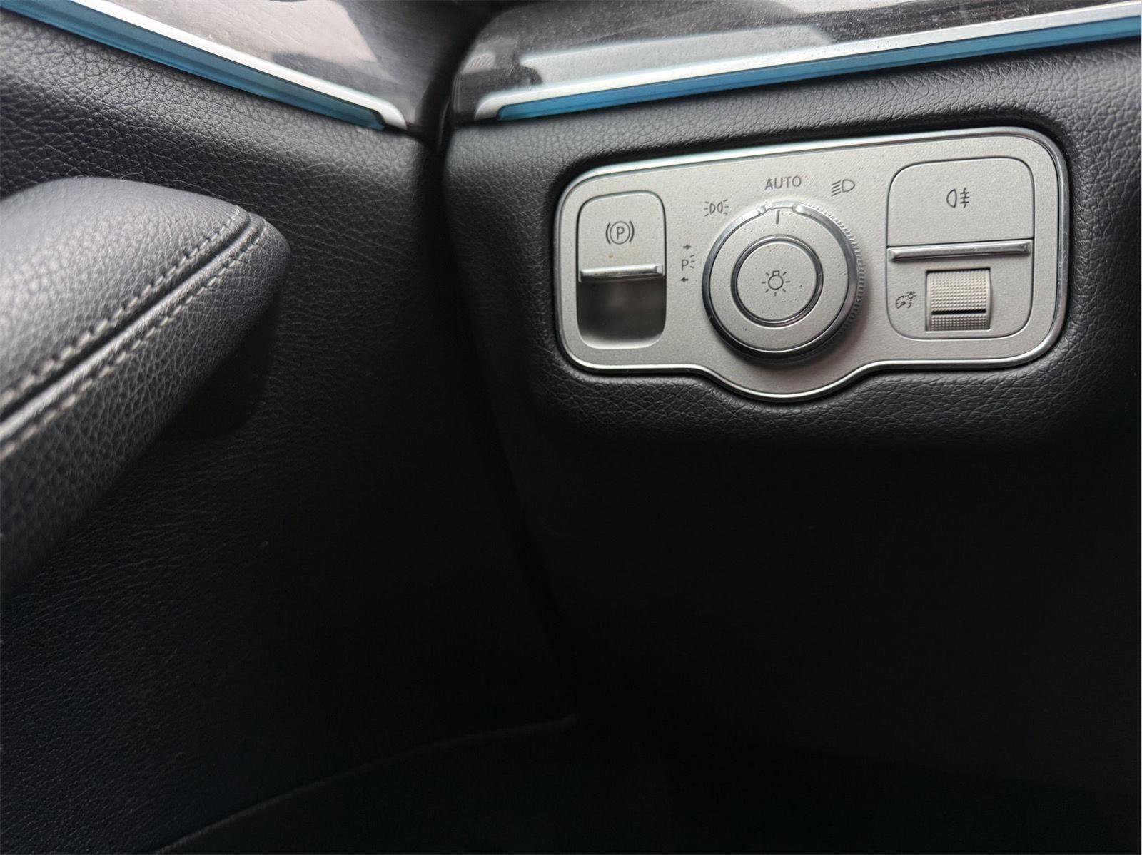 Used 2020 Mercedes-Benz GLS 450 4MATIC image 17