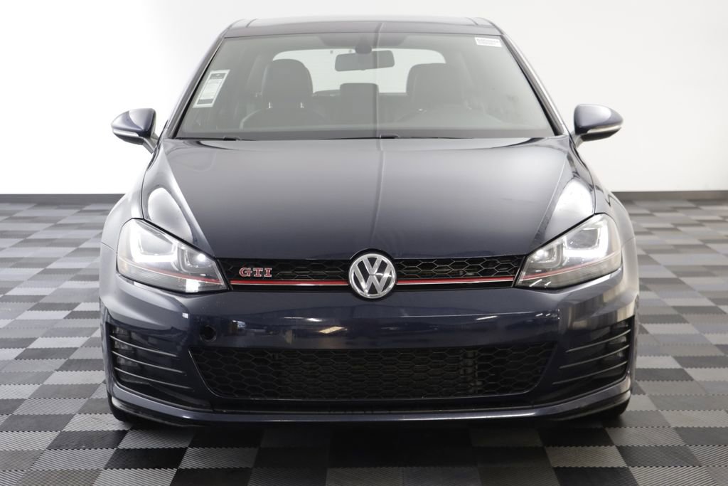 Used 2016 Volkswagen Golf 4-Door FWD image 21
