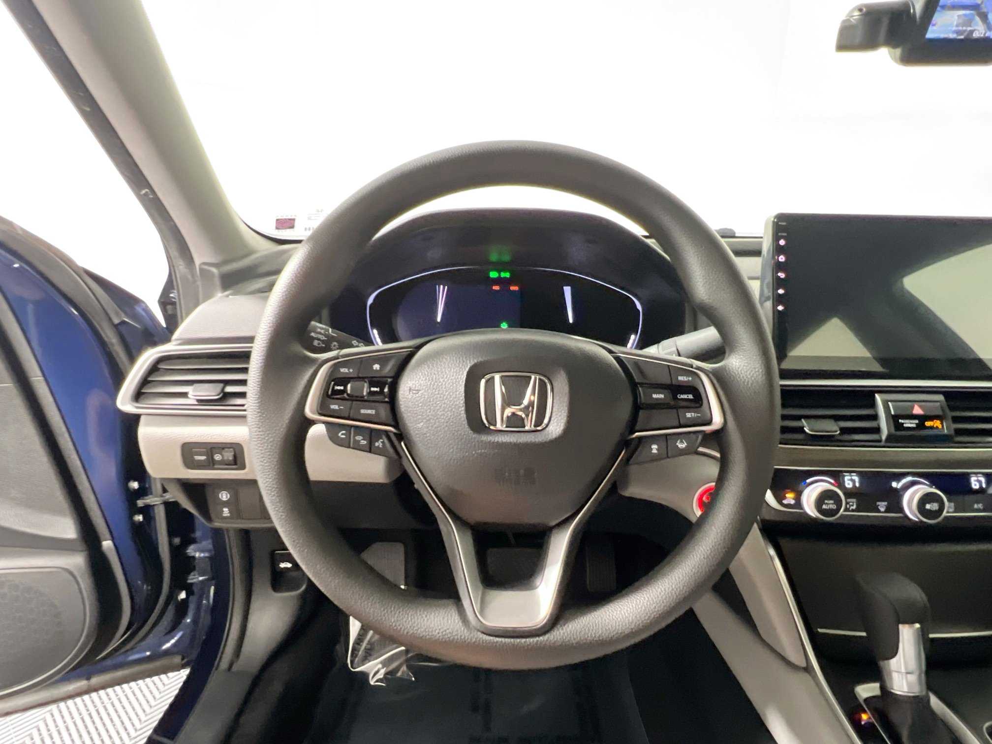 Used 2020 Honda Accord LX image 18