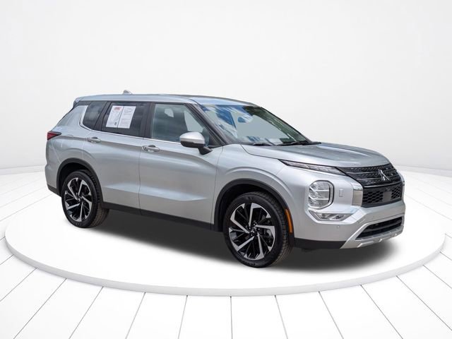 Used 2024 Mitsubishi Outlander SE AWD/4WD video 2