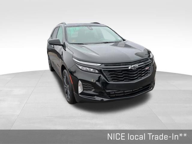 Used 2024 Chevrolet Equinox RS w/ LPO, Floor Liner Package image 3