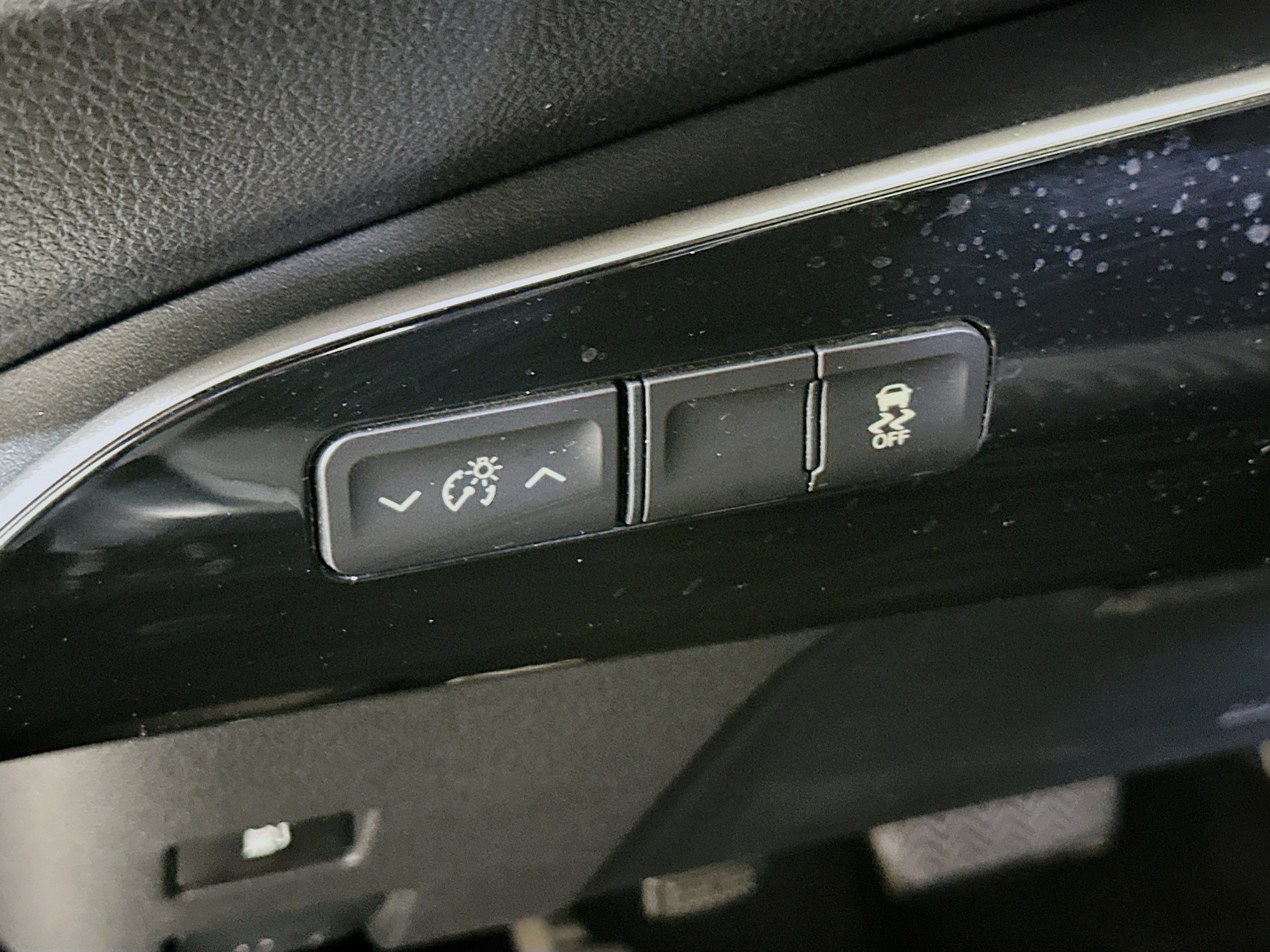 Used 2016 Toyota Prius Two FWD image 16