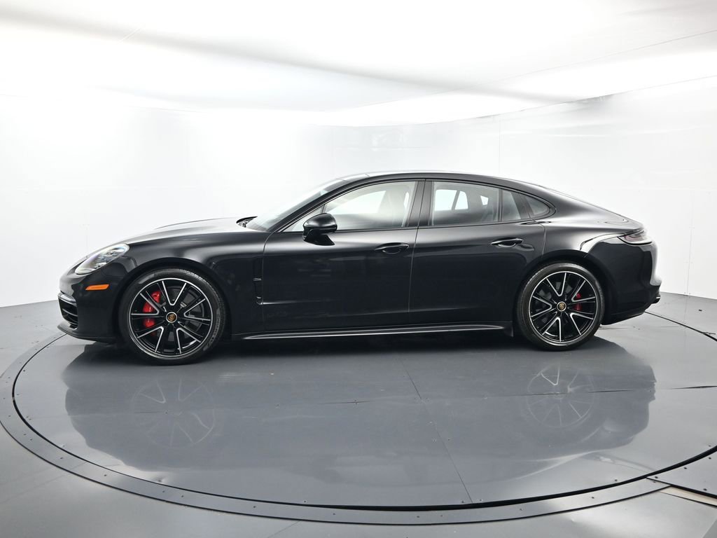 Certified 2021 Porsche Panamera GTS image 2