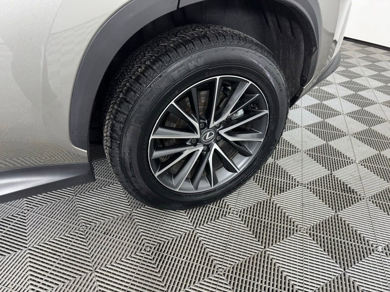 Used 2024 Lexus NX 250 250 Premium image 36