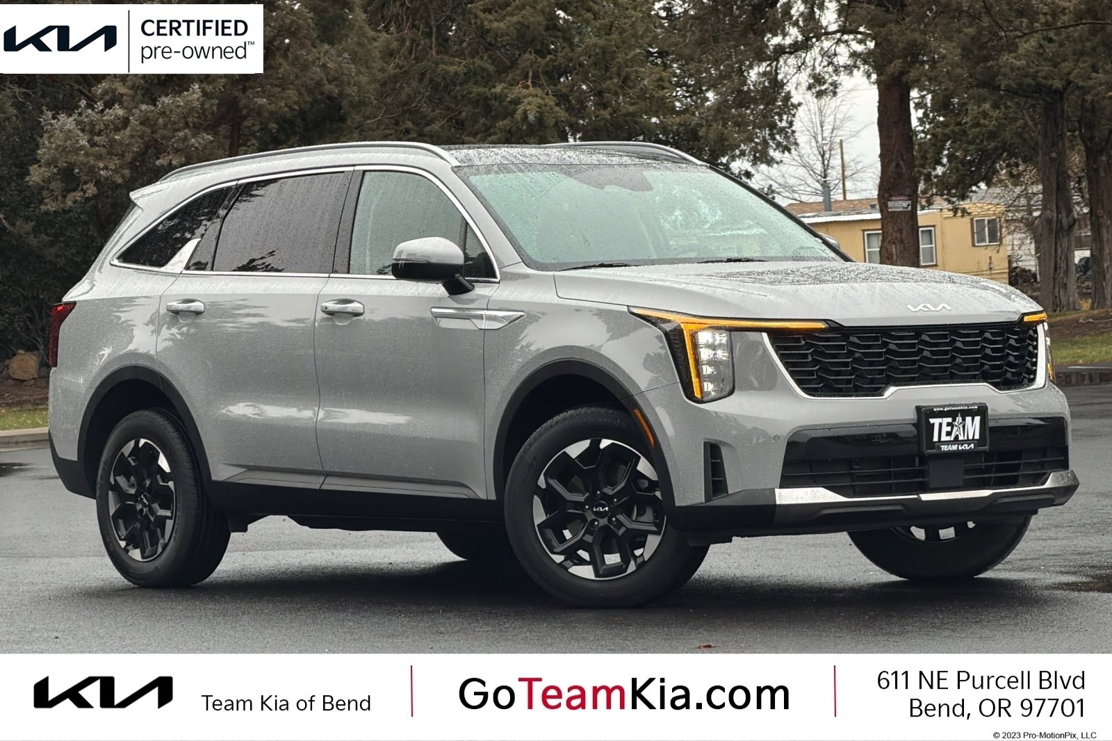 Certified 2025 Kia Sorento S w/ Panoramic Sunroof Package