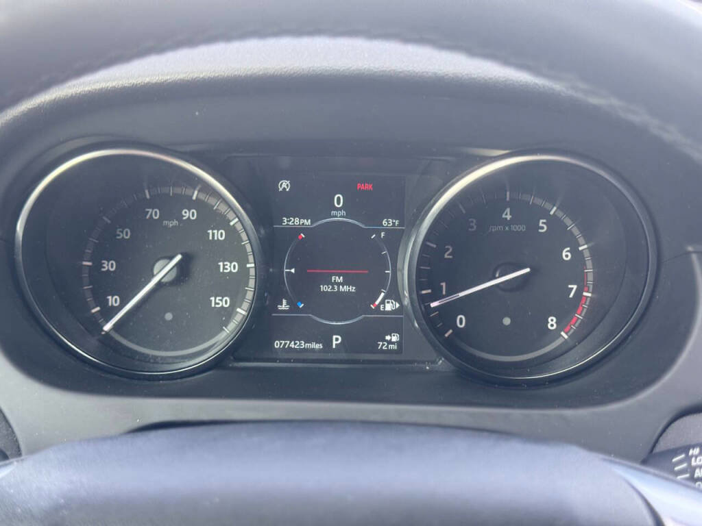 Used 2019 Land Rover Discovery Sport HSE image 20