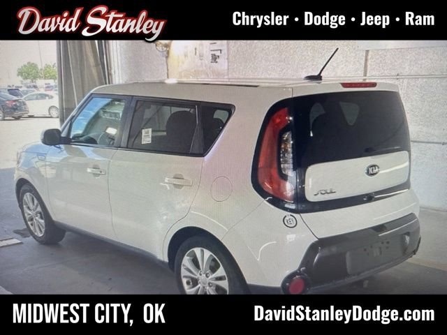 Used 2016 Kia Soul + FWD image 1