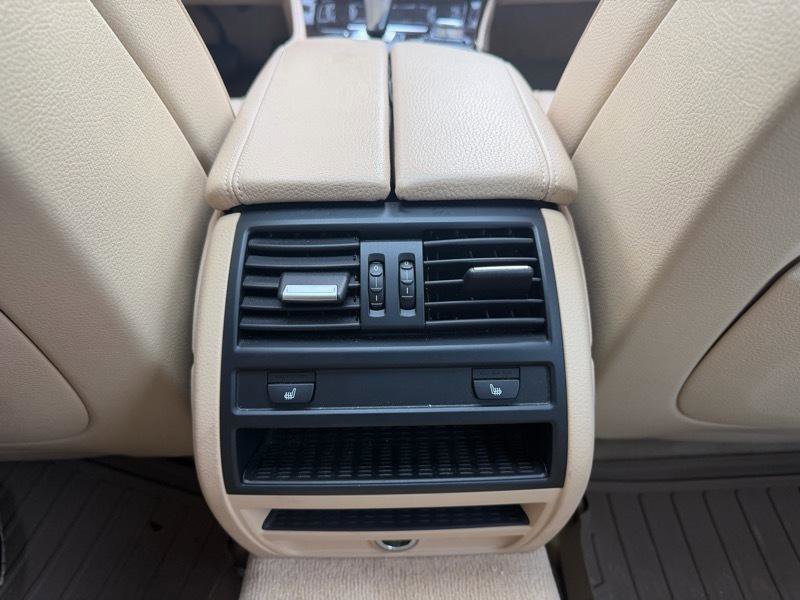 Used 2013 BMW 528i xDrive Sedan AWD/4WD image 30