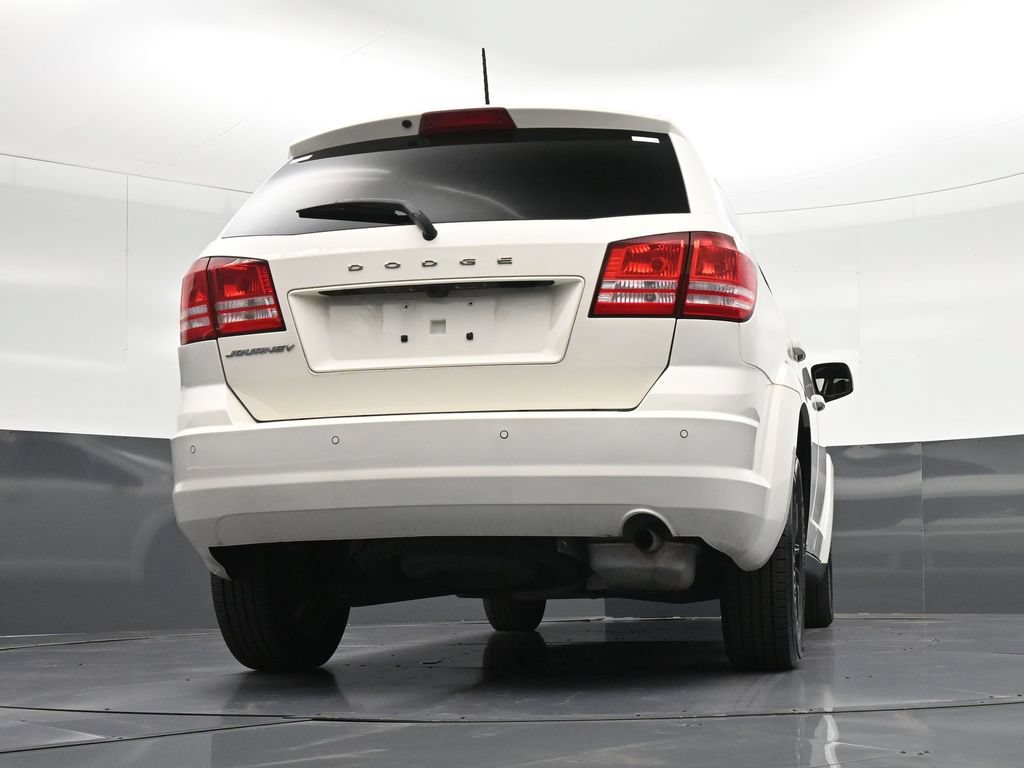 Used 2020 Dodge Journey SE w/ Blacktop Package FWD image 28