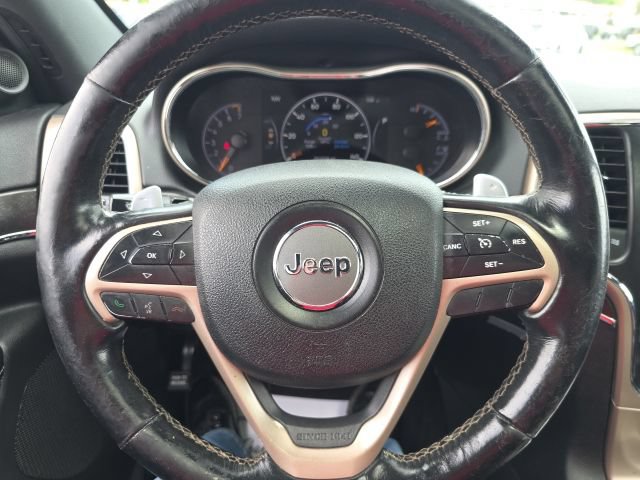 Used 2016 Jeep Grand Cherokee Limited AWD/4WD image 17