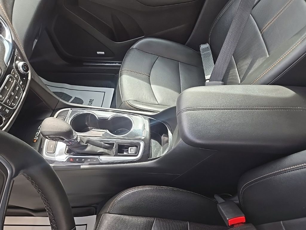 Used 2024 Chevrolet Equinox Premier image 27