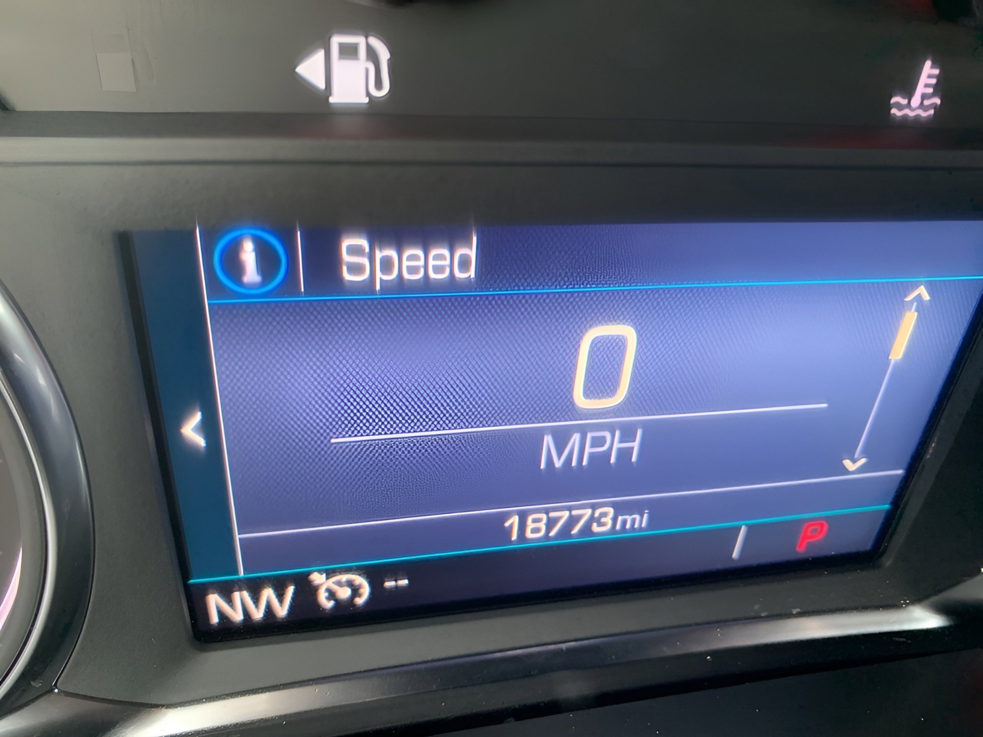 Used 2023 GMC Acadia SLE w/ Driver Convenience Package image 41