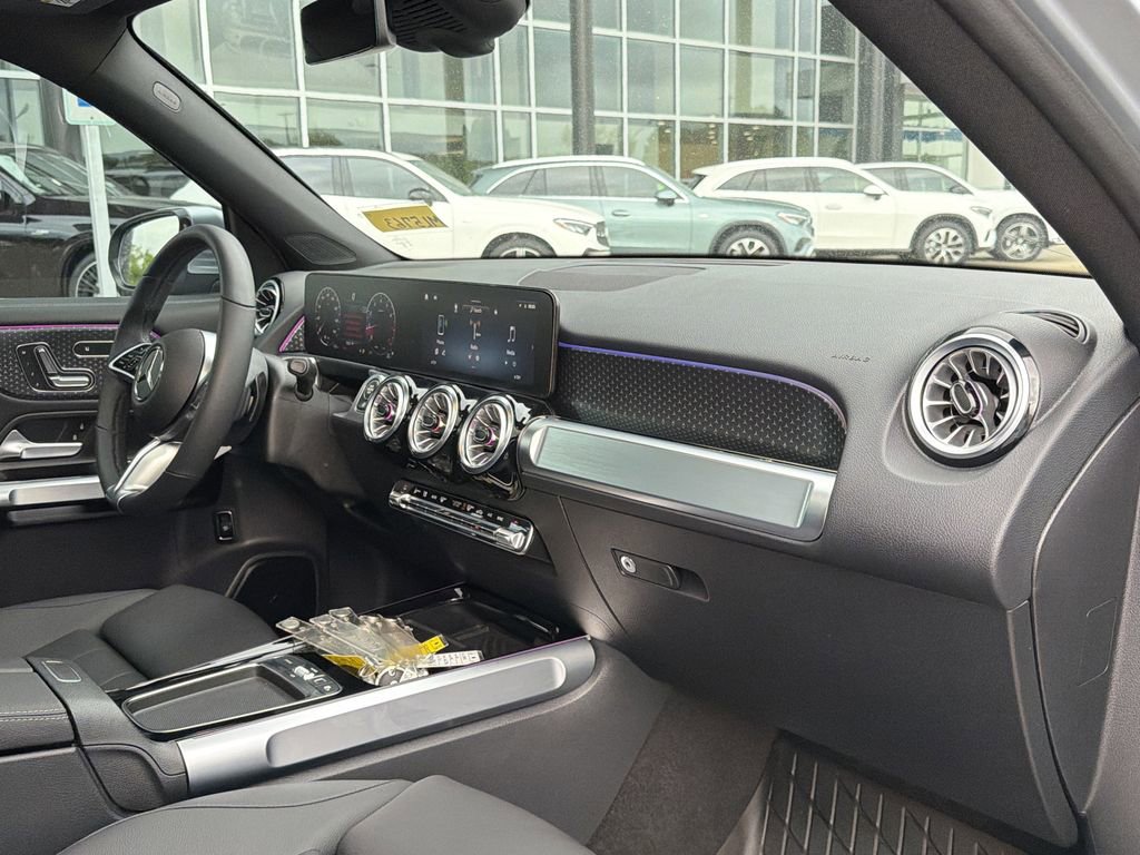 Certified 2026 Mercedes-Benz GLB 250 4MATIC image 19