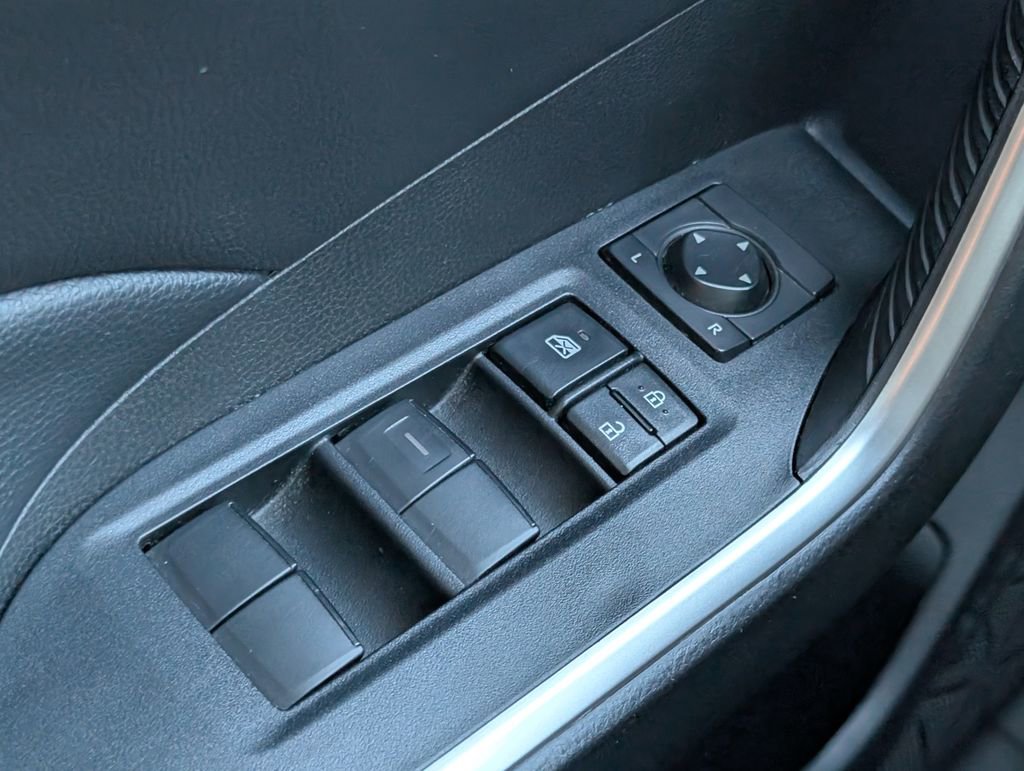 Used 2023 Toyota RAV4 LE image 13