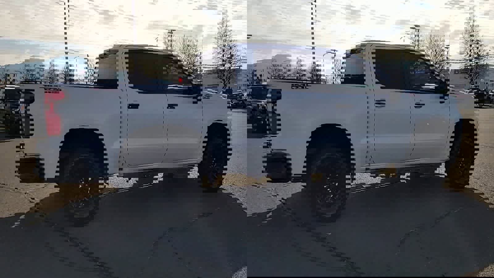 Used 2019 Chevrolet Silverado 1500 LT Trail Boss image 8