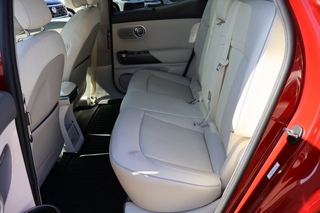 Used 2023 Genesis GV60 Advanced image 14