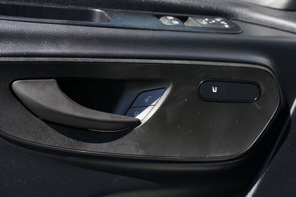 Used 2024 Mercedes-Benz Sprinter 2500 image 29