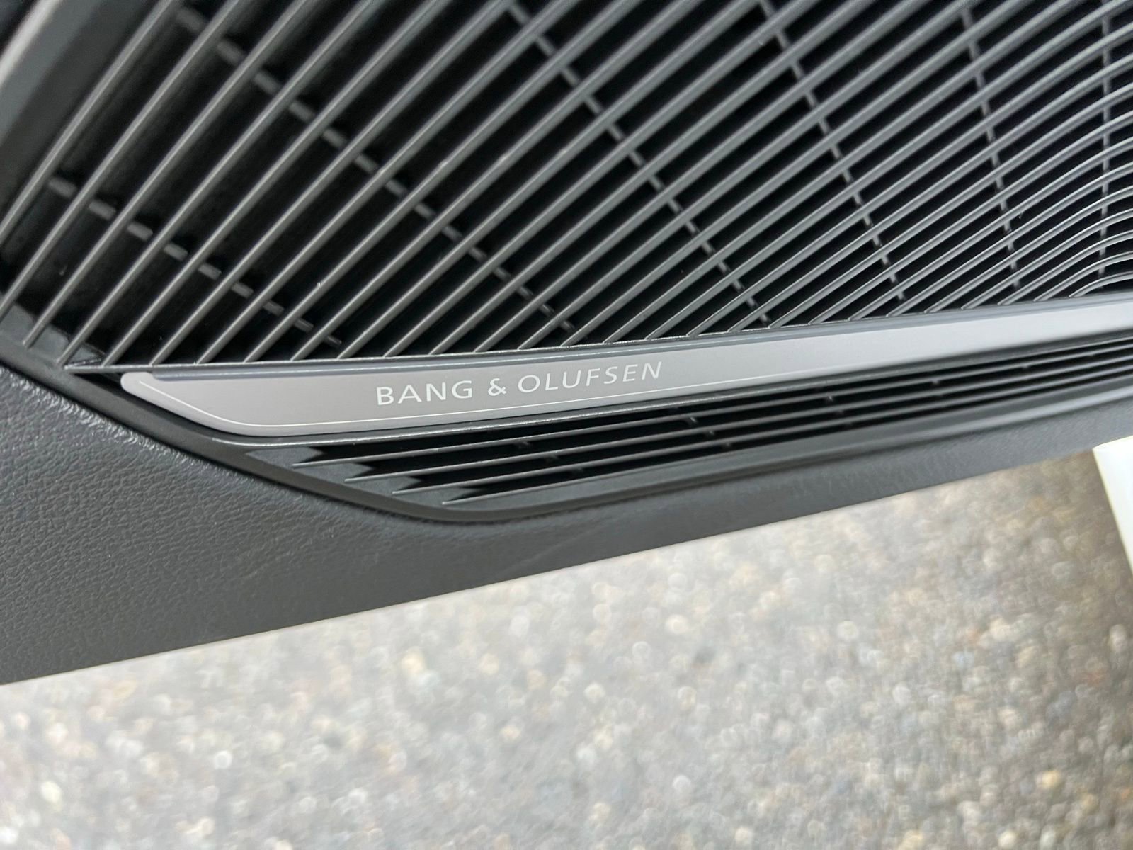 Used 2019 Audi A4 2.0T Premium Plus w/ Premium Plus Package image 21