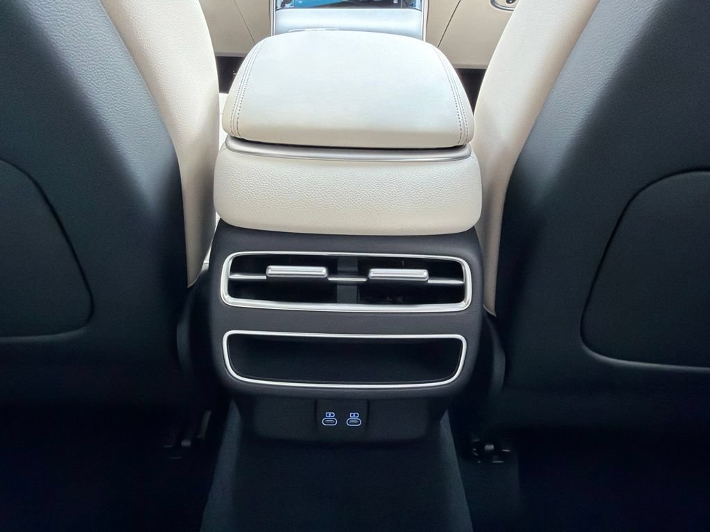 New 2027 Genesis GV70 2.5T Select AWD/4WD image 21