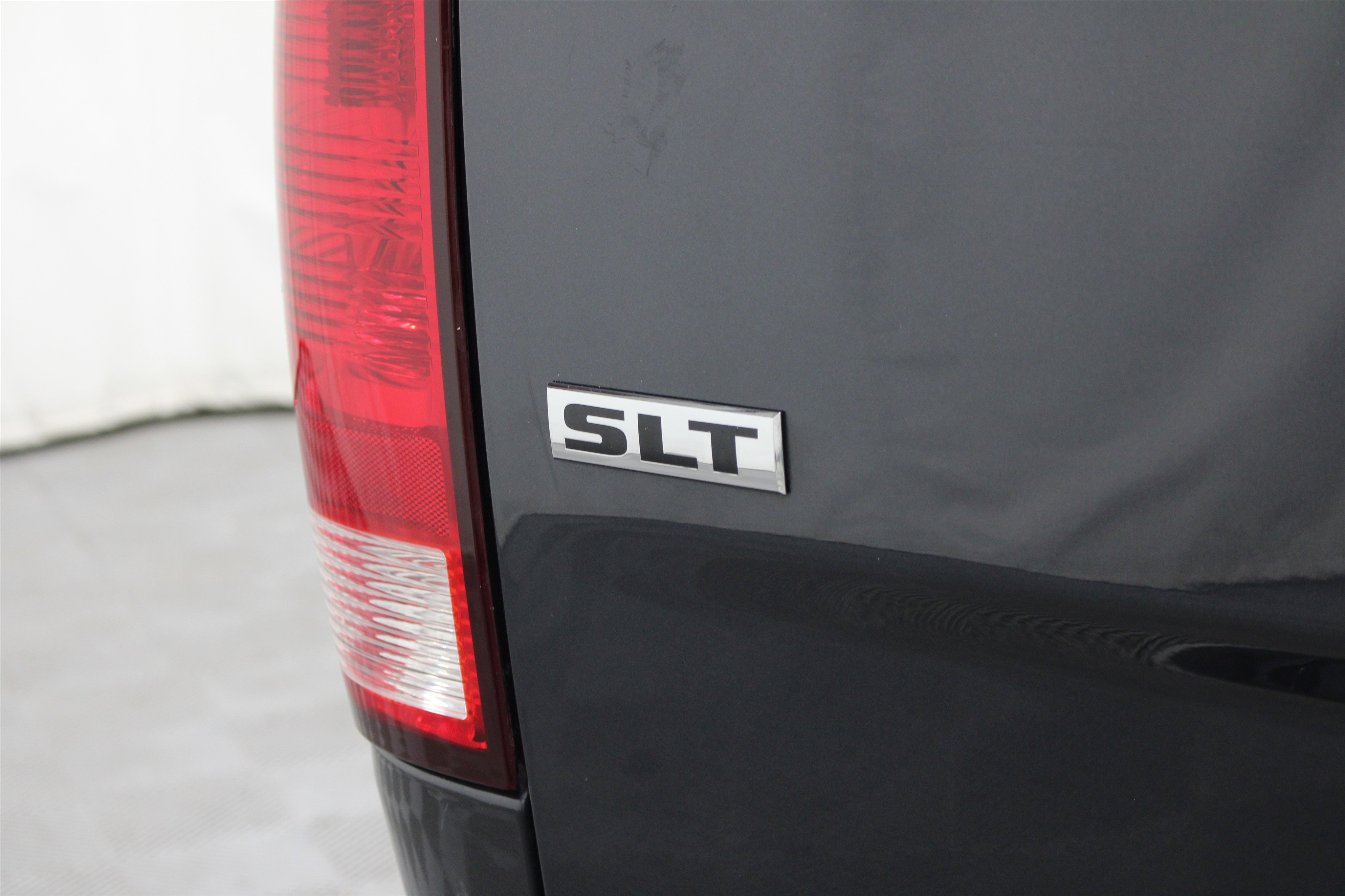 Used 2017 RAM 1500 Classic SLT image 26