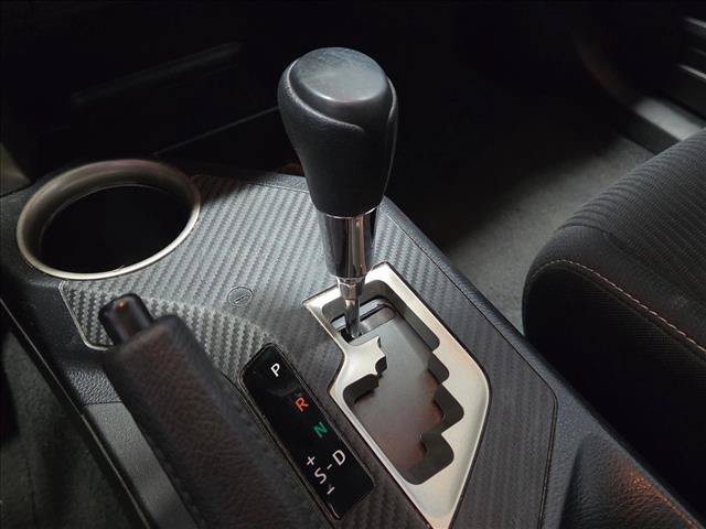 Used 2015 Toyota RAV4 XLE AWD/4WD image 14
