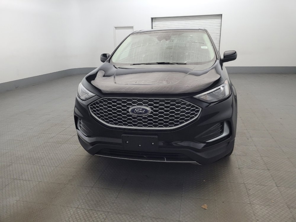 Used 2023 Ford Edge SEL image 15