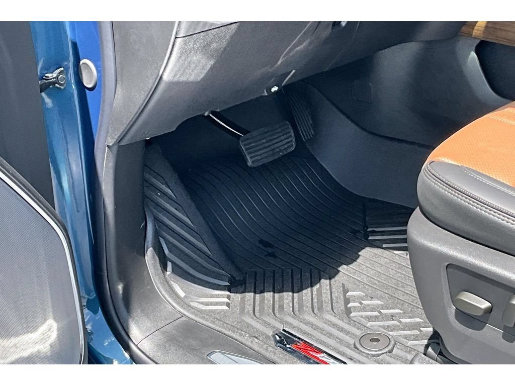 New 2026 Chevrolet Silverado 2500 High Country w/ High Country Premium Package AWD/4WD image 37
