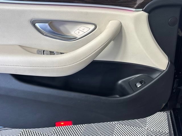 Used 2020 Mercedes-Benz E 350 4MATIC Sedan image 16