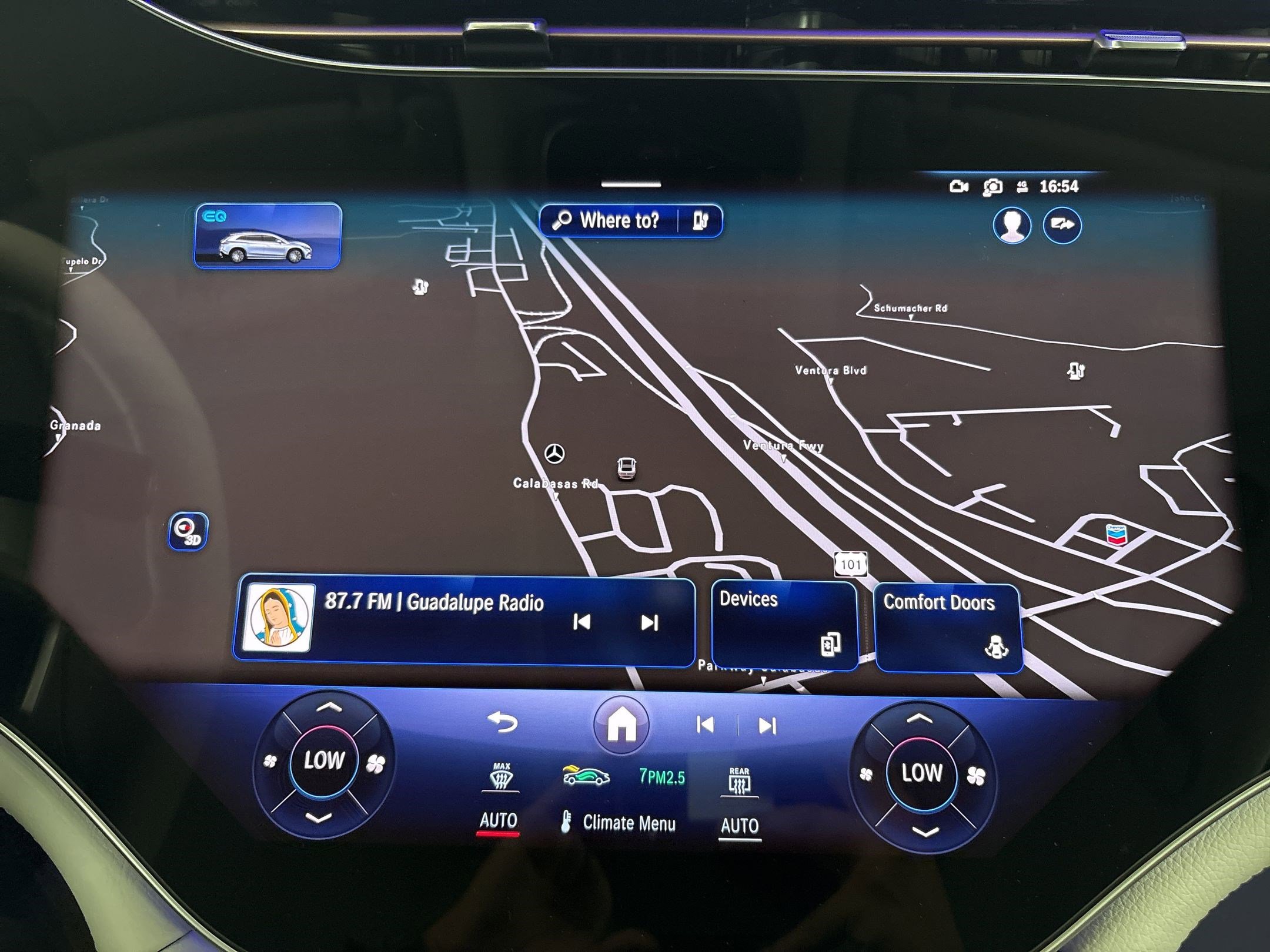 New 2026 Mercedes-Benz EQS 550 4MATIC SUV image 24