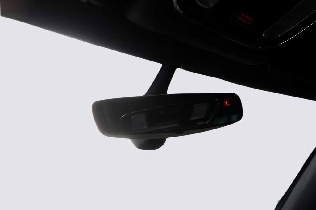 Used 2017 Bentley Mulsanne image 25