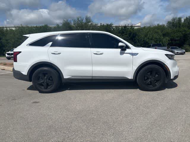 Used 2022 Kia Sorento LX FWD image 6