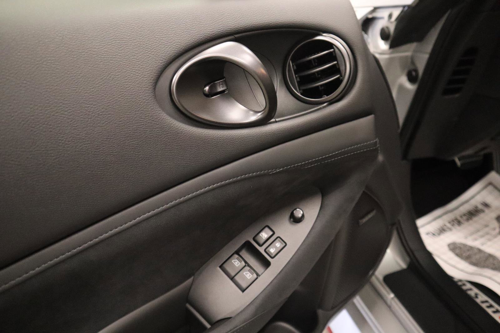 Used 2025 Nissan Z NISMO w/ Floor Mat Package image 17