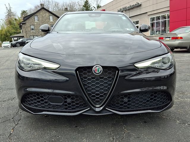 Used 2021 Alfa Romeo Giulia Ti Sport AWD/4WD image 2