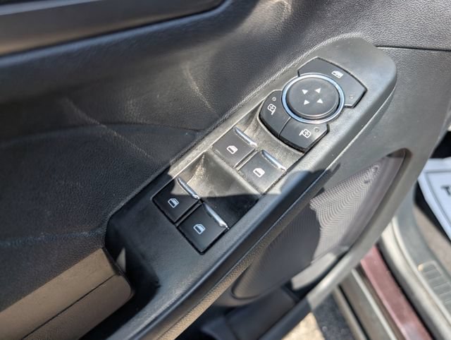 Used 2023 Ford Escape Active AWD/4WD image 12